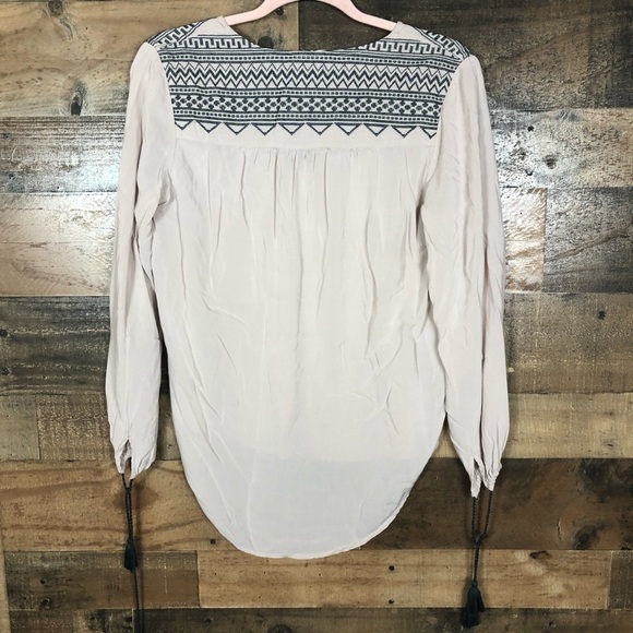 Love stitch top Womens size small - Picture 5 of 6